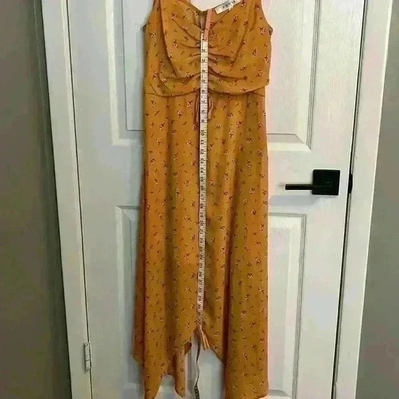 row A yellow floral asymmetrical summer dress - Picture 7 of 11